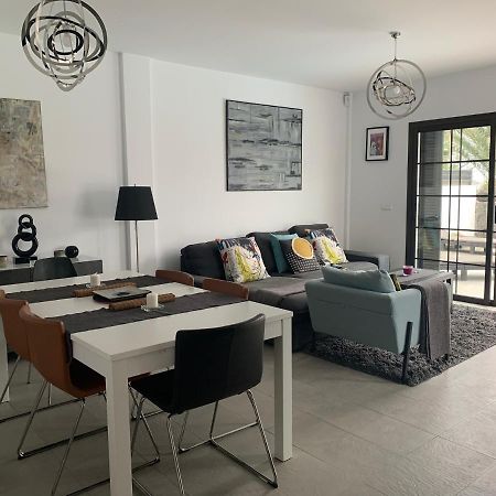 Modern Villa With Sea Views Коста Тегисе Екстериор снимка