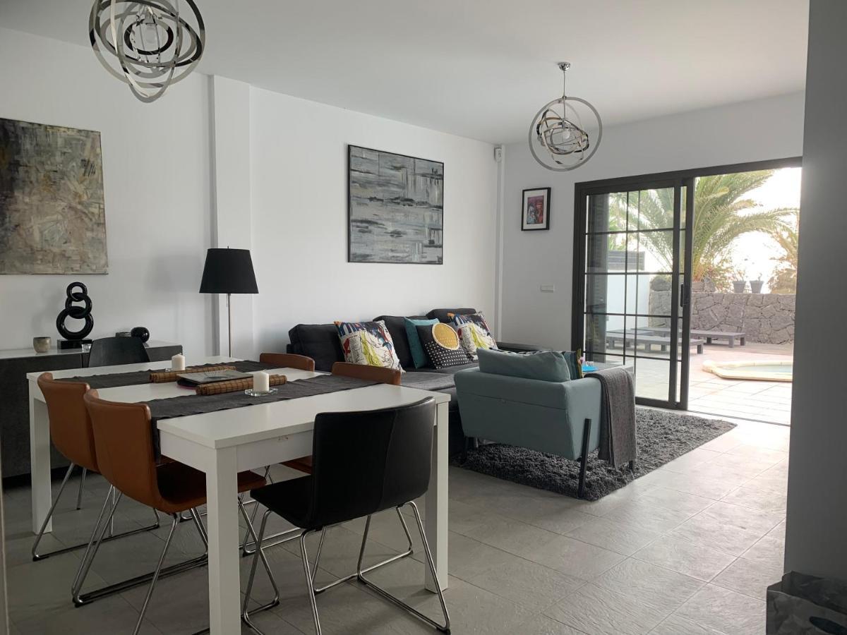 Modern Villa With Sea Views Коста Тегисе Екстериор снимка