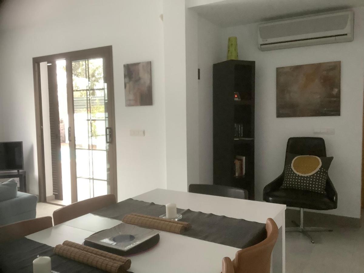 Modern Villa With Sea Views Коста Тегисе Екстериор снимка